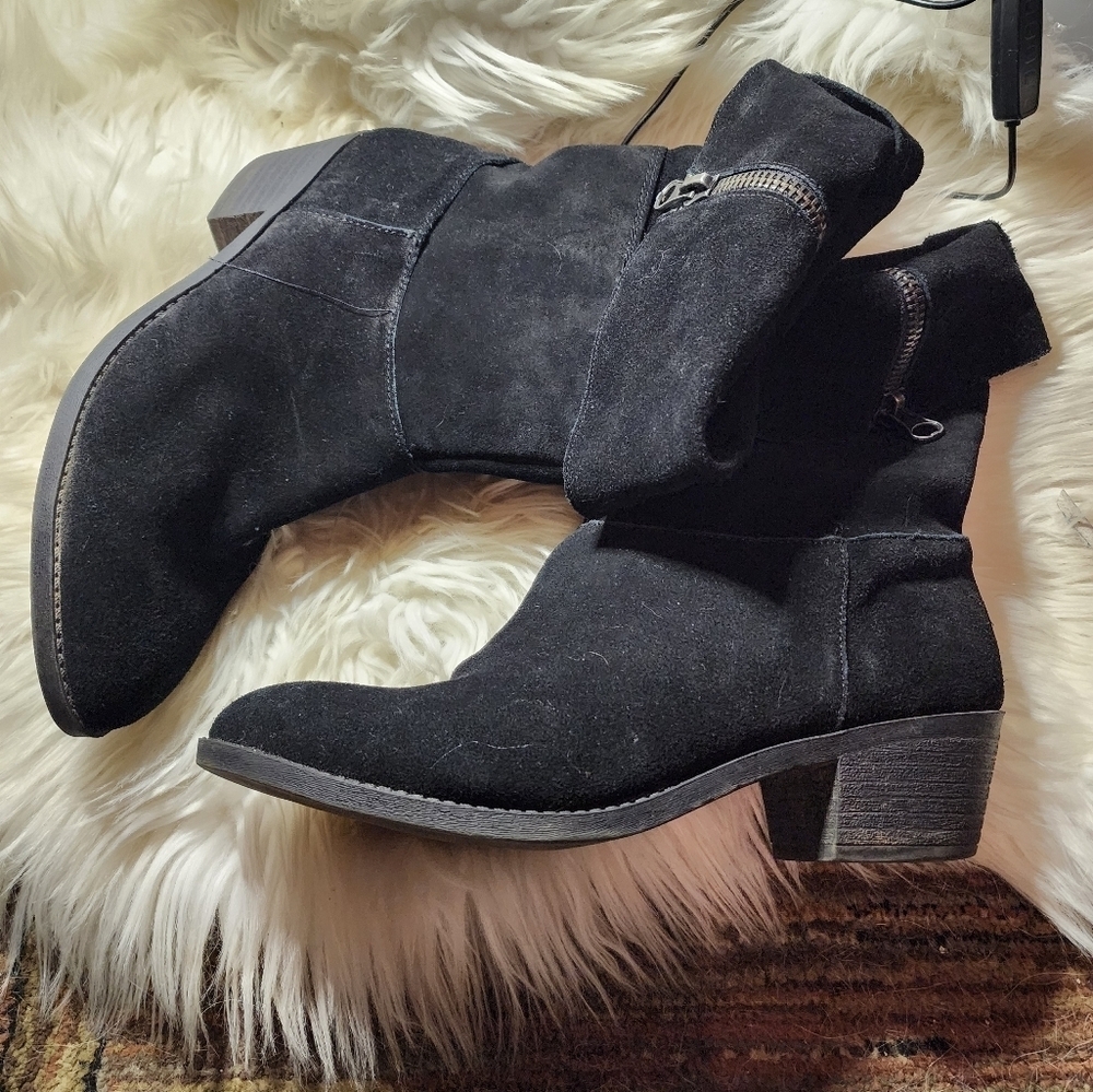 Mossimo Black Suede Fold Over Ankle Boots Size 11 Zipper Low Heel Moto Booties - Picture 4 of 16